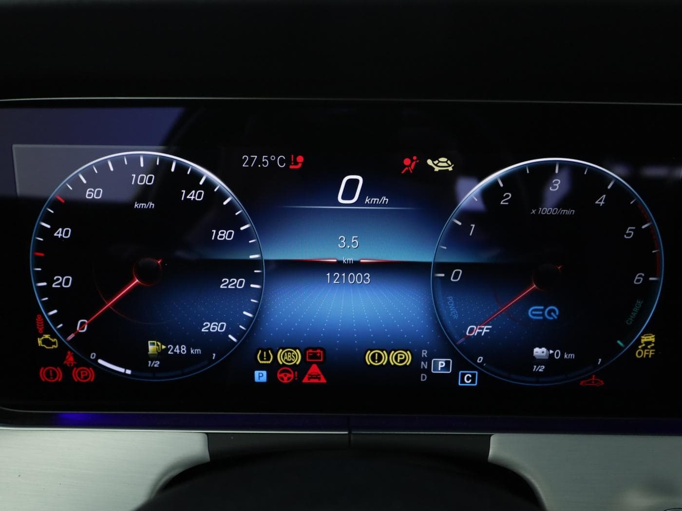 Mercedes-Benz E 300 de 4M T Bild 12