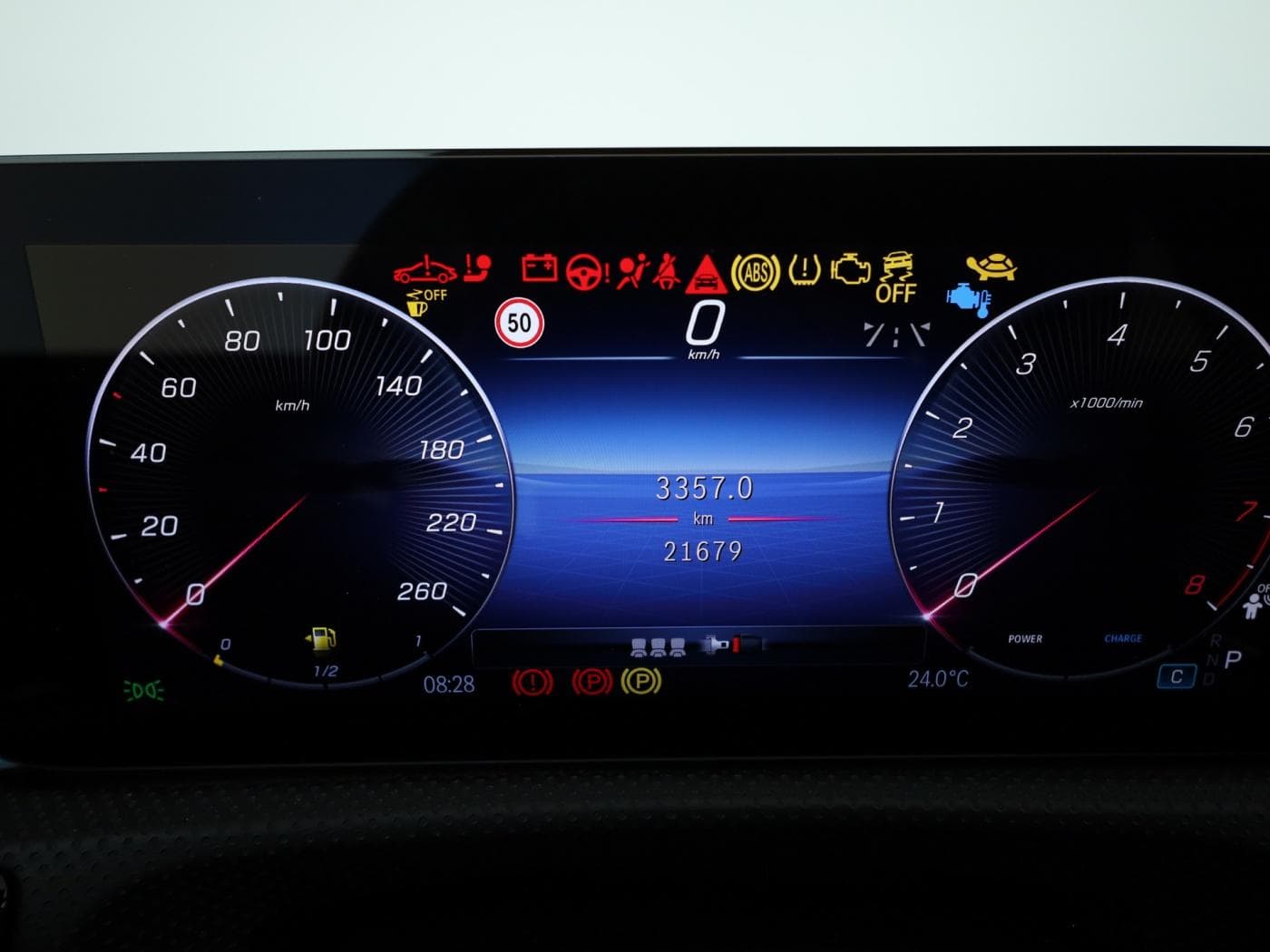 Mercedes-Benz CLA 200 SB Bild 12