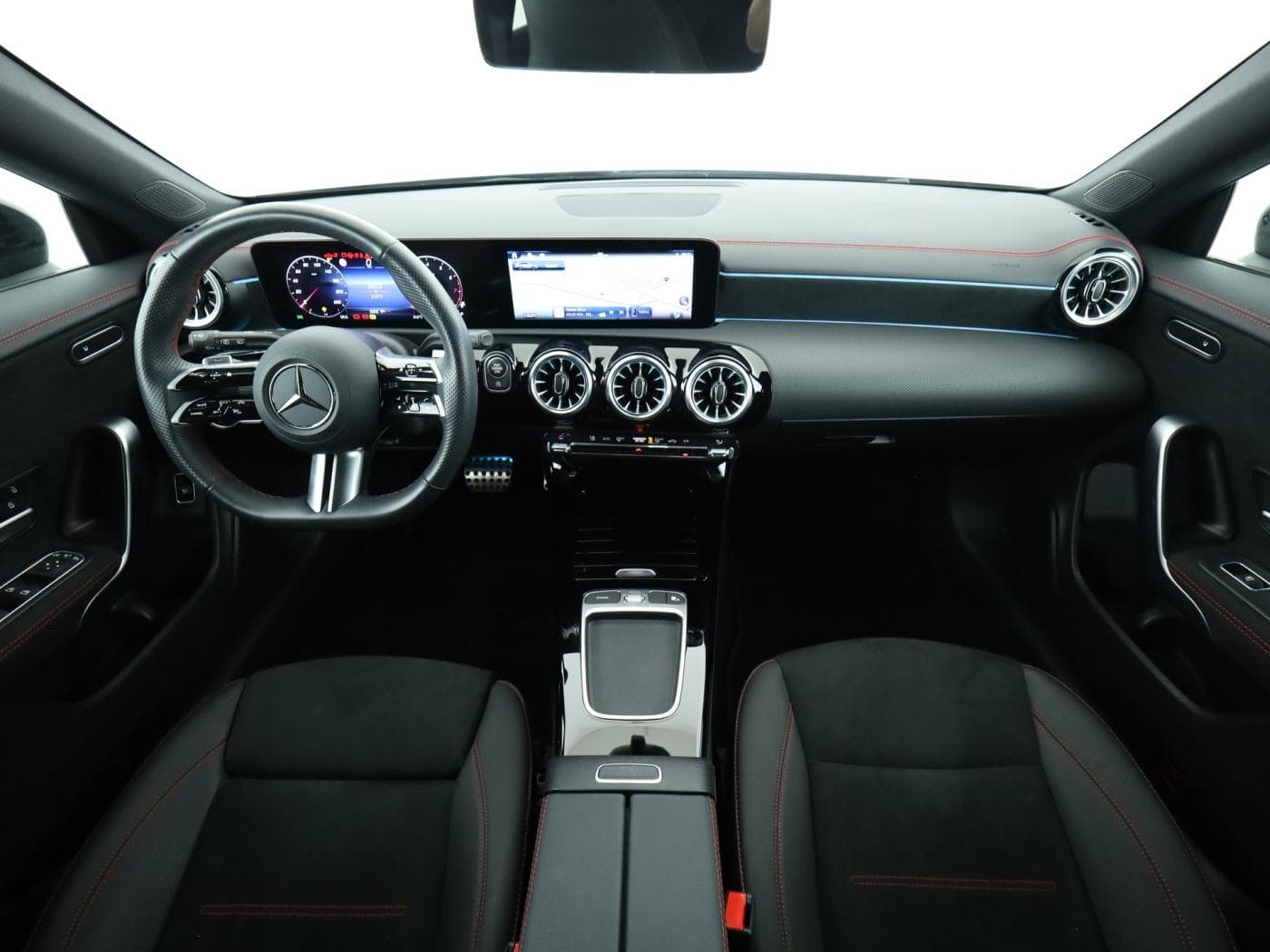 Mercedes-Benz CLA 200 SB Bild 19