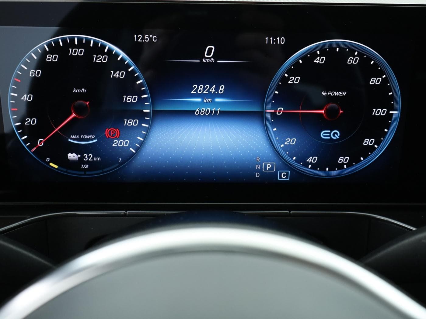 Mercedes-Benz EQC 400 4M Bild 12