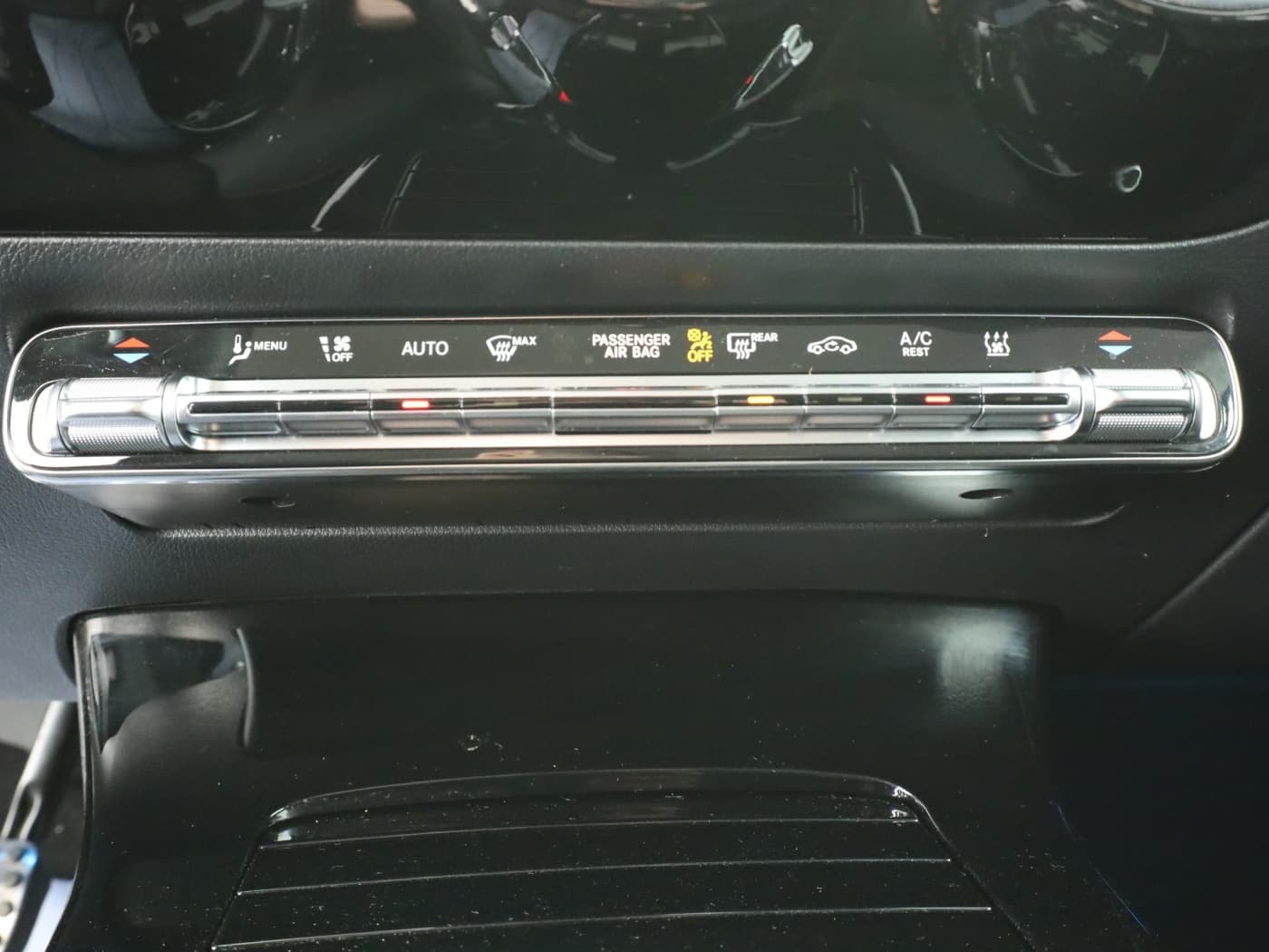 Mercedes-Benz A 250 e Bild 14