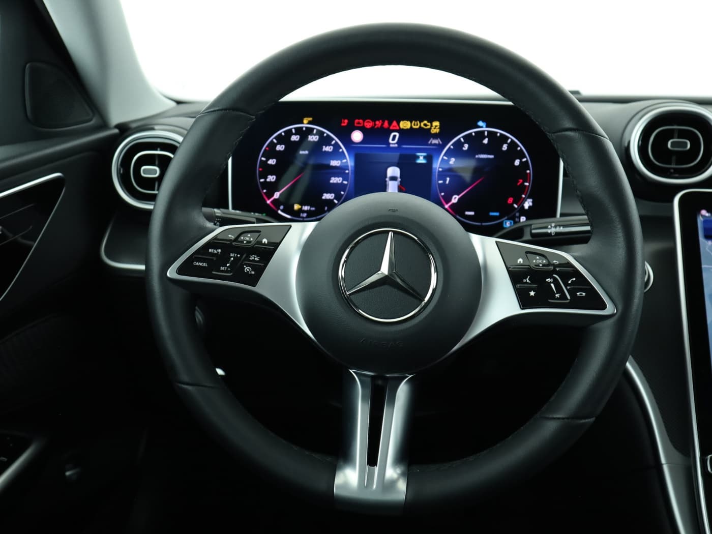 Mercedes-Benz C 200 Bild 11