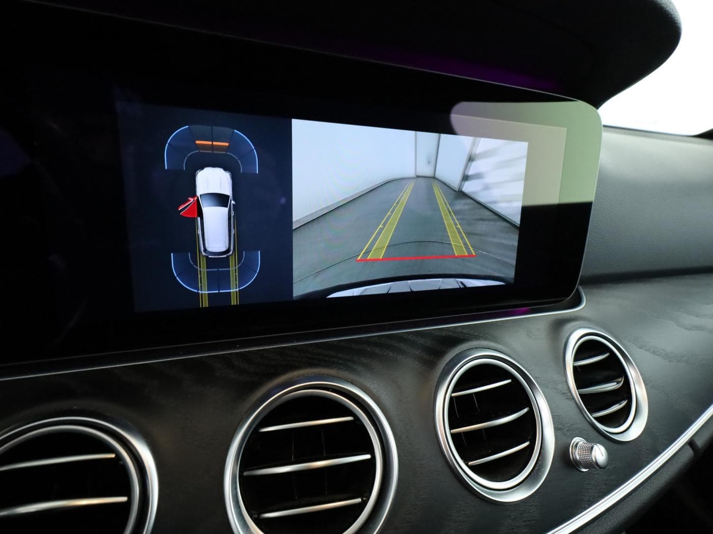 Mercedes-Benz E 220 d 4M T All-Terrain Bild 22