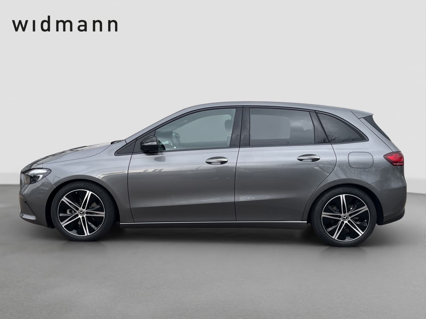 Mercedes-Benz B 180 Bild 5