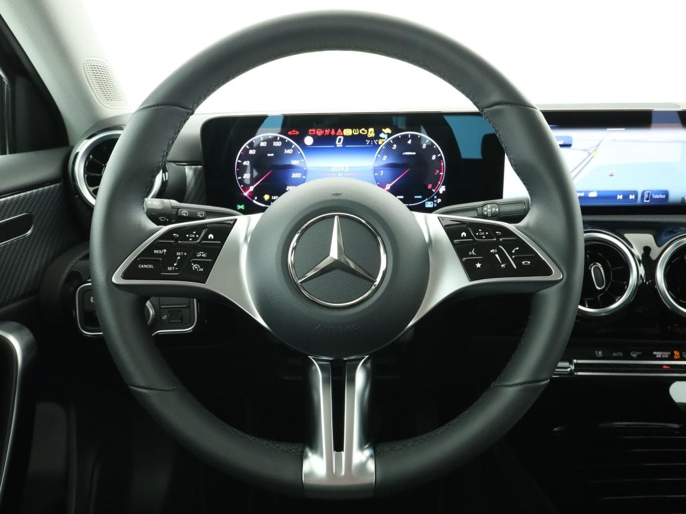 Mercedes-Benz A 180 Bild 11