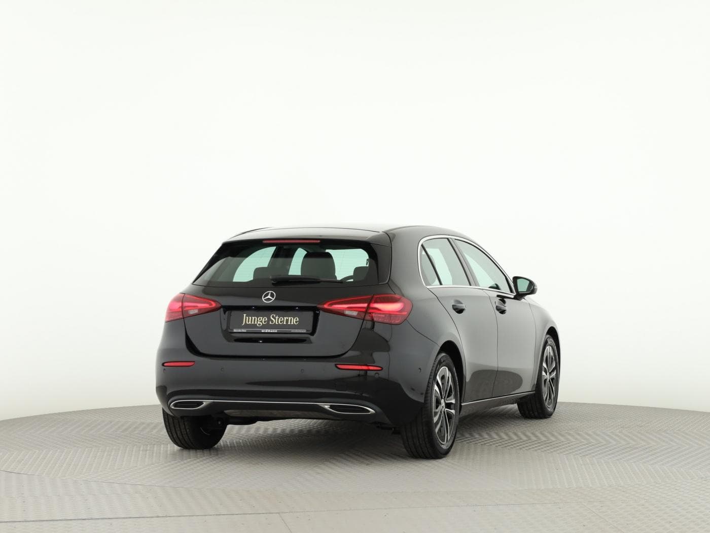 Mercedes-Benz A 180 Bild 2