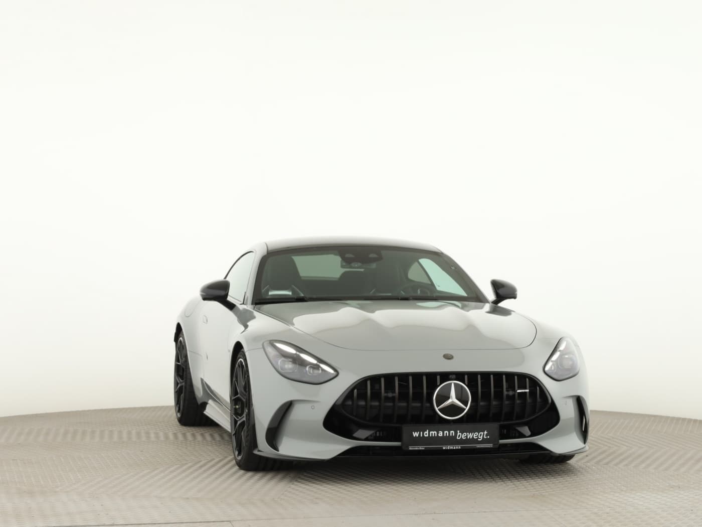 Mercedes-Benz AMG GT 55 4MATIC+ Bild 3