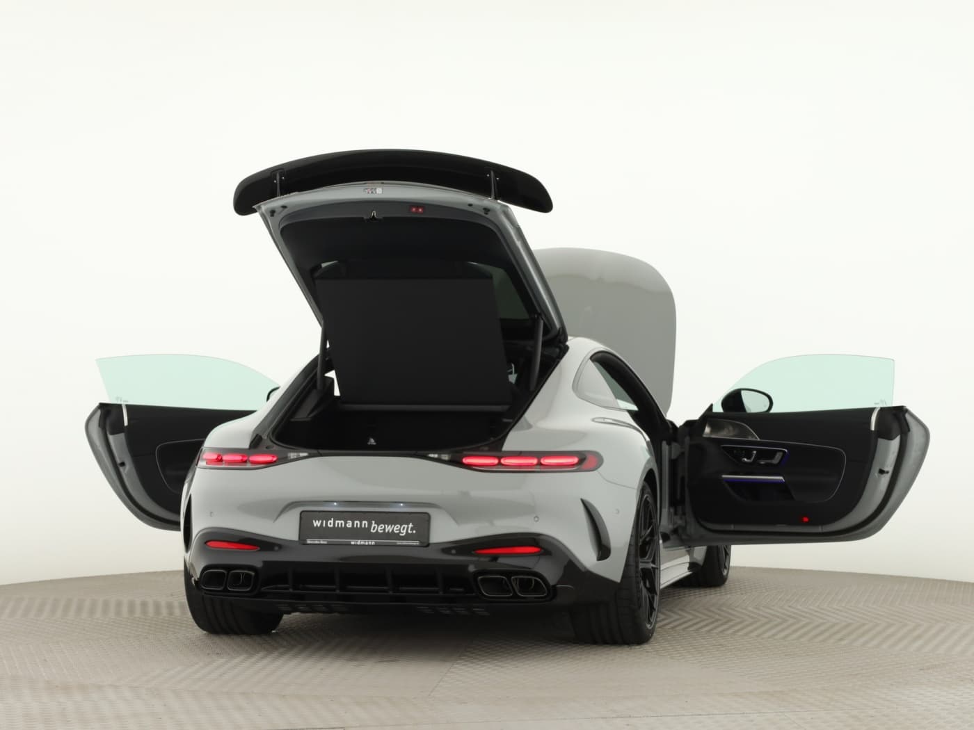 Mercedes-Benz AMG GT 55 4MATIC+ Bild 9