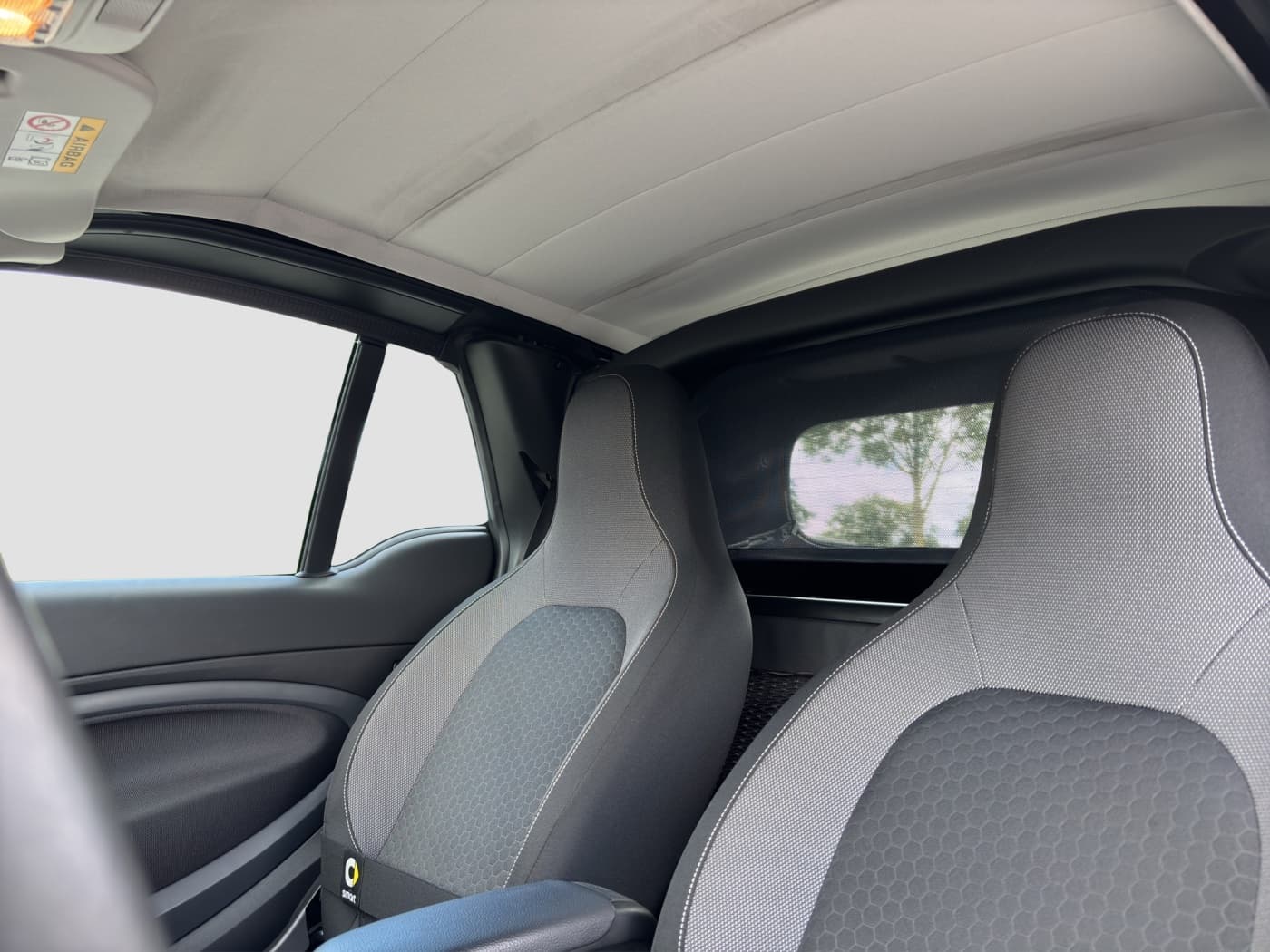 Smart fortwo EQ cabrio Bild 16