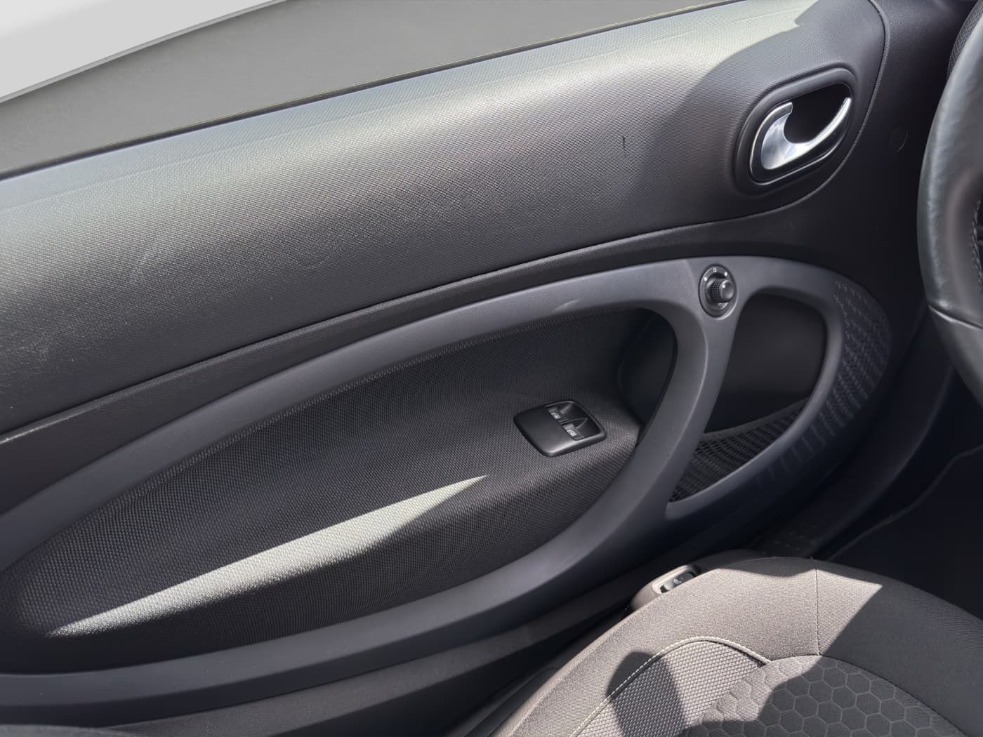 Smart fortwo EQ cabrio Bild 17