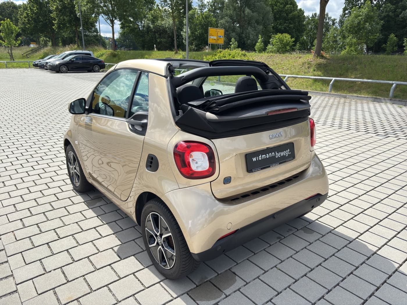 Smart fortwo EQ cabrio Bild 20
