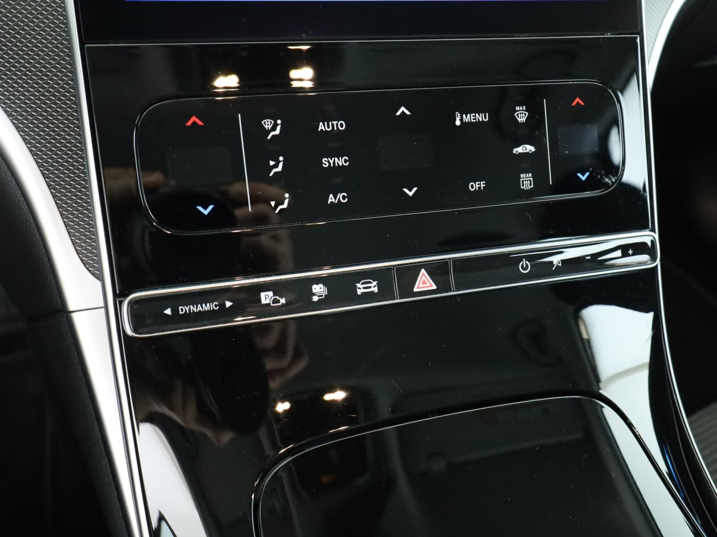 Mercedes-Benz C 300 e T Bild 14