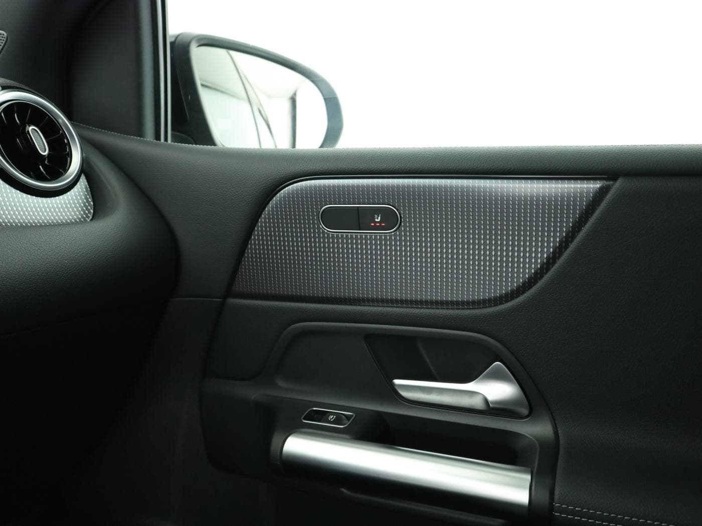 Mercedes-Benz B 250 e Bild 16