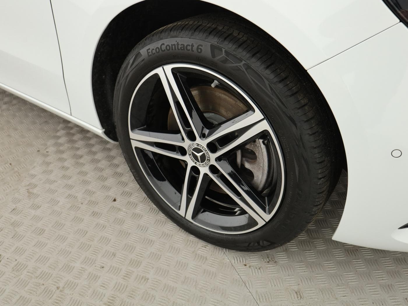 Mercedes-Benz B 250 e Bild 21