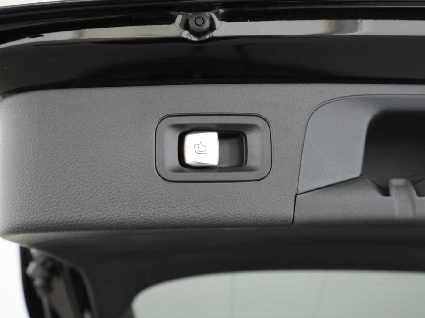 Mercedes-Benz GLC 300 e 4M Bild 26