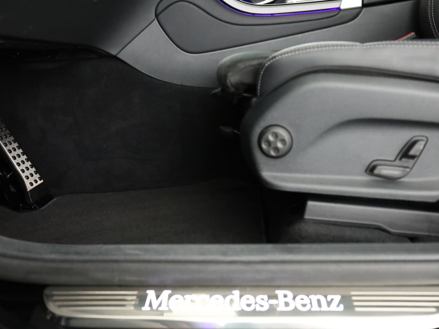 Mercedes-Benz GLC 300 e 4M Bild 27