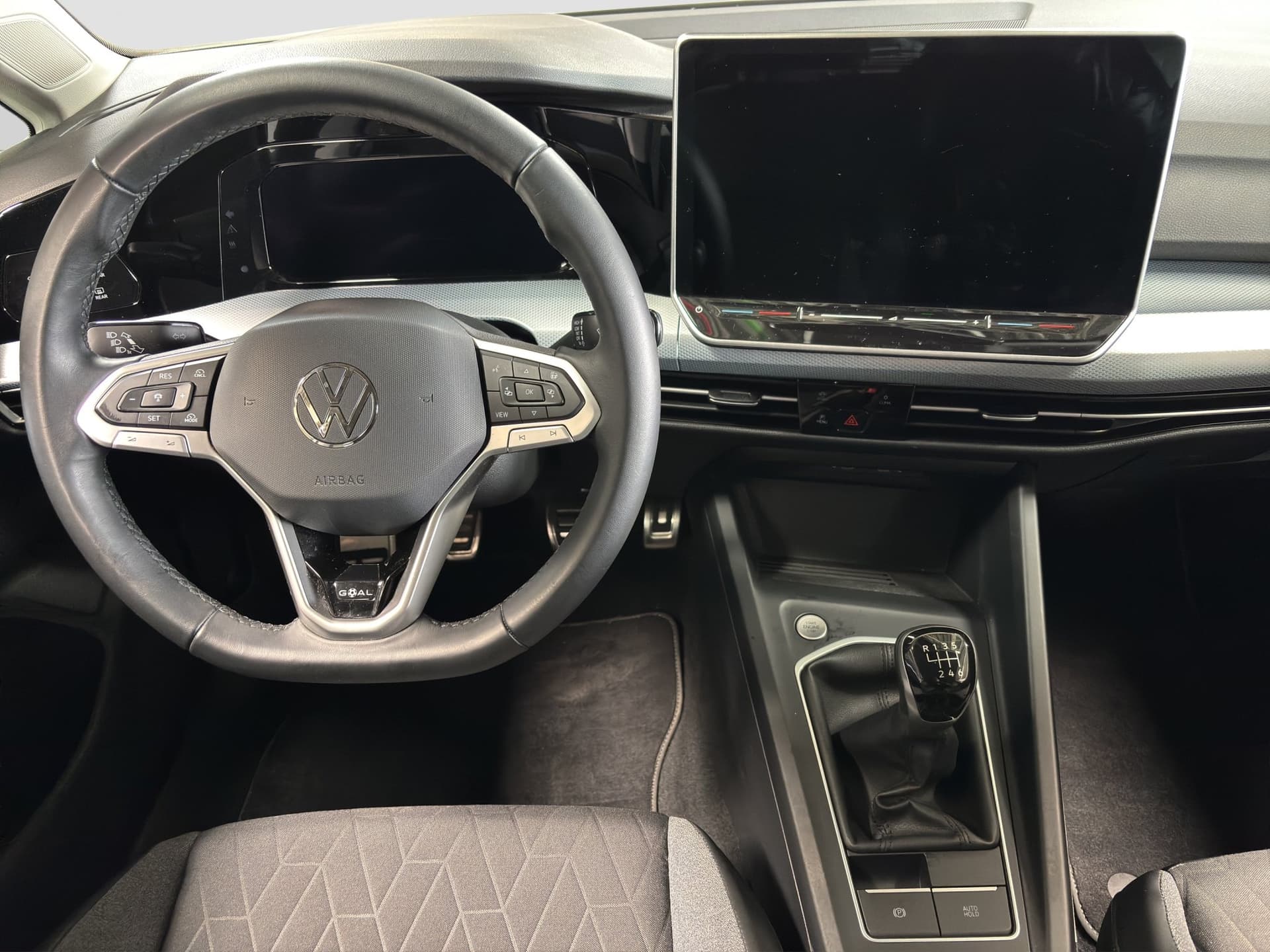 Volkswagen Golf Goal 1.5 TSI 115 PS AHK NAVI ACC Bild 9