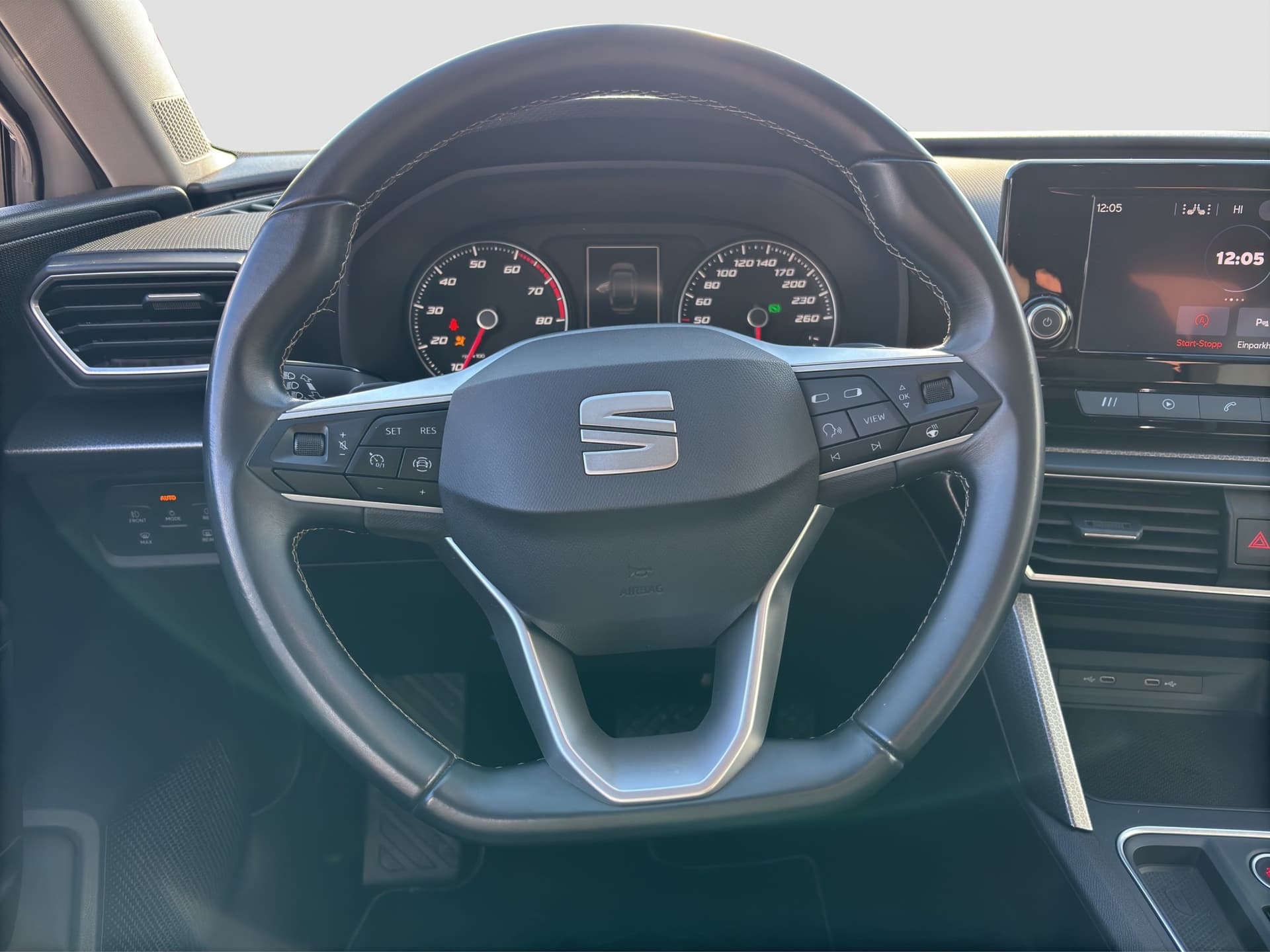 Seat Leon SP Style 1.5 eTSI 110kW 7-Gang Seat Leon SP Style 1.5 eTSI 150 PS DSG Bild 10