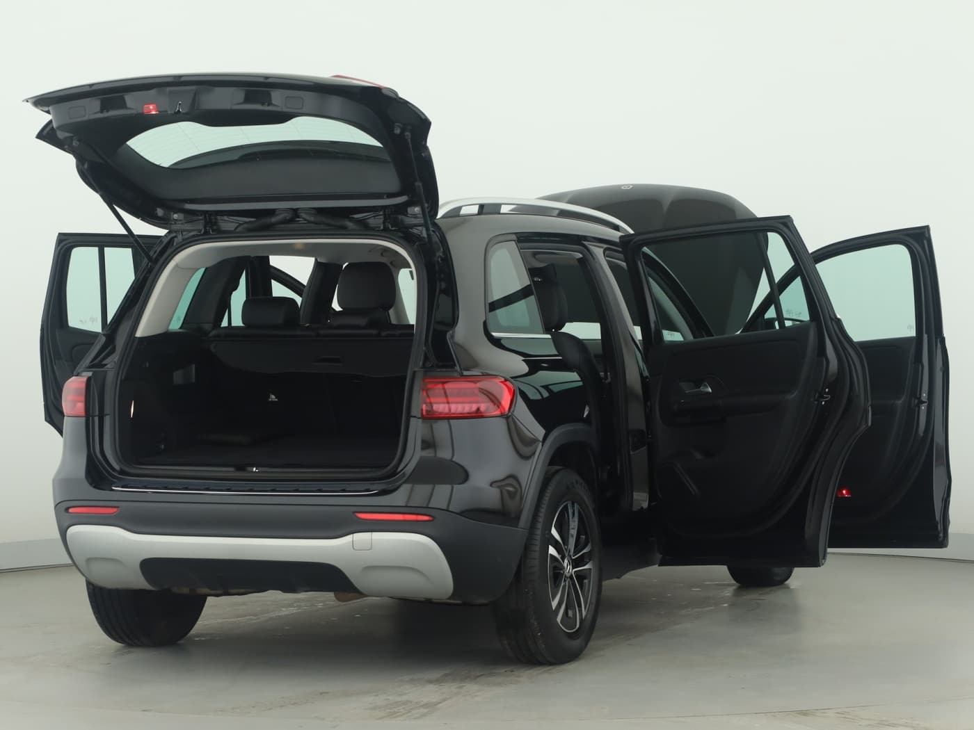 Mercedes-Benz GLB 180 d Bild 9