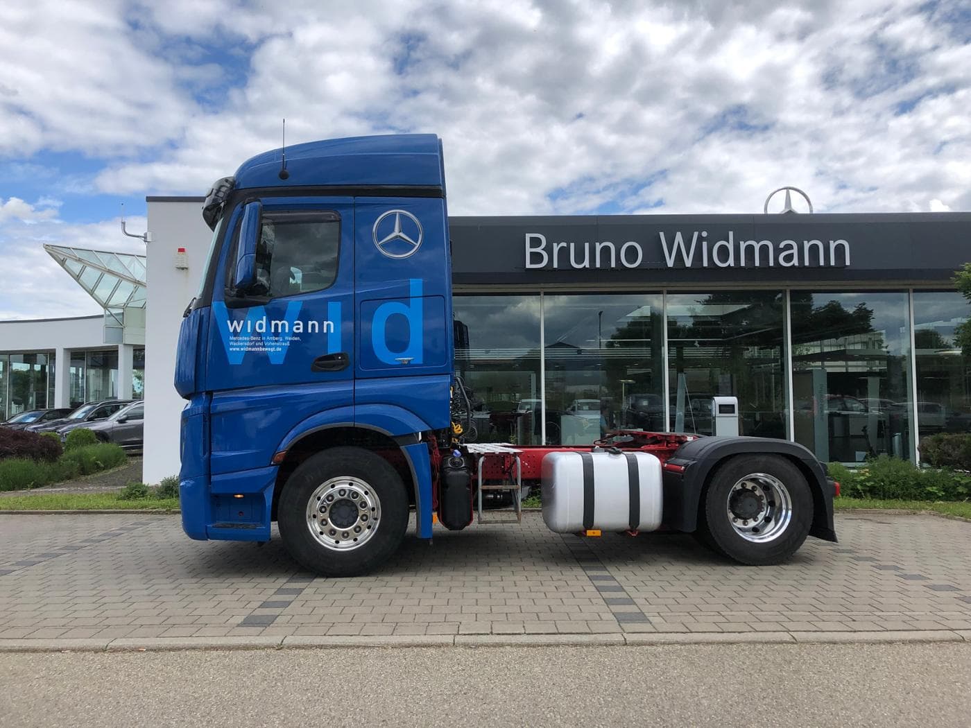Mercedes-Benz Actros 1846 LS Bild 2