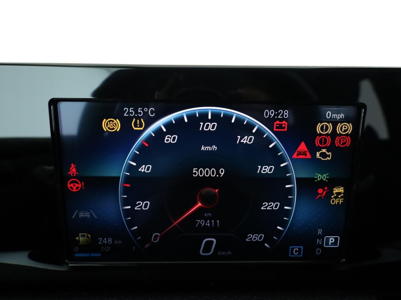 Mercedes-Benz GLB 220 d Bild 12