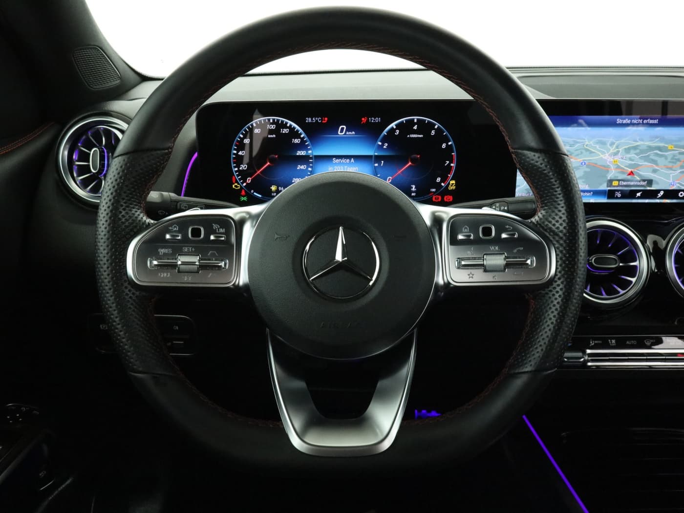 Mercedes-Benz GLB 35 AMG 4M Bild 11