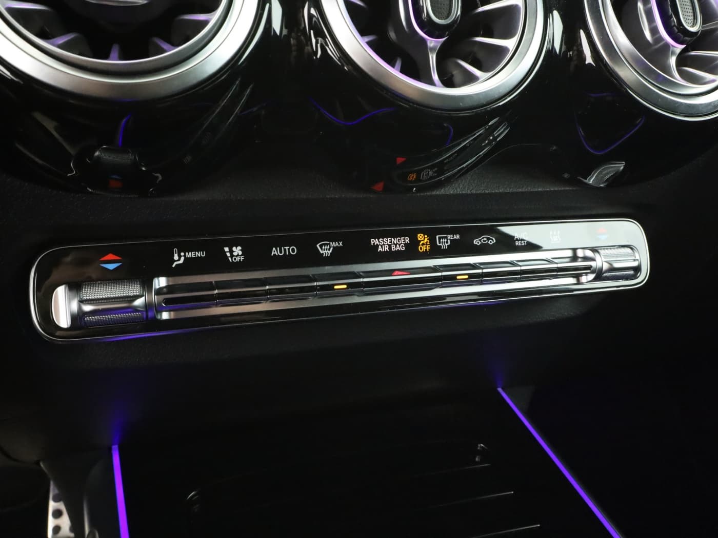 Mercedes-Benz GLB 35 AMG 4M Bild 14