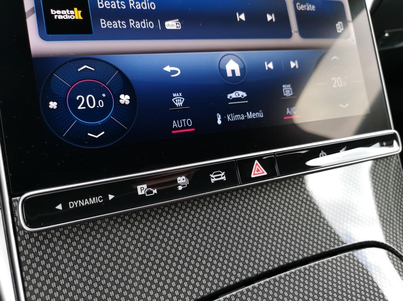 Mercedes-Benz C 300 e Bild 13