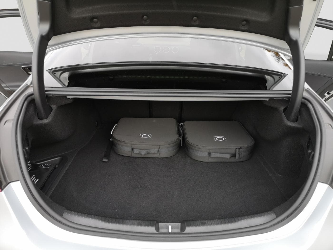 Mercedes-Benz C 300 e Bild 18