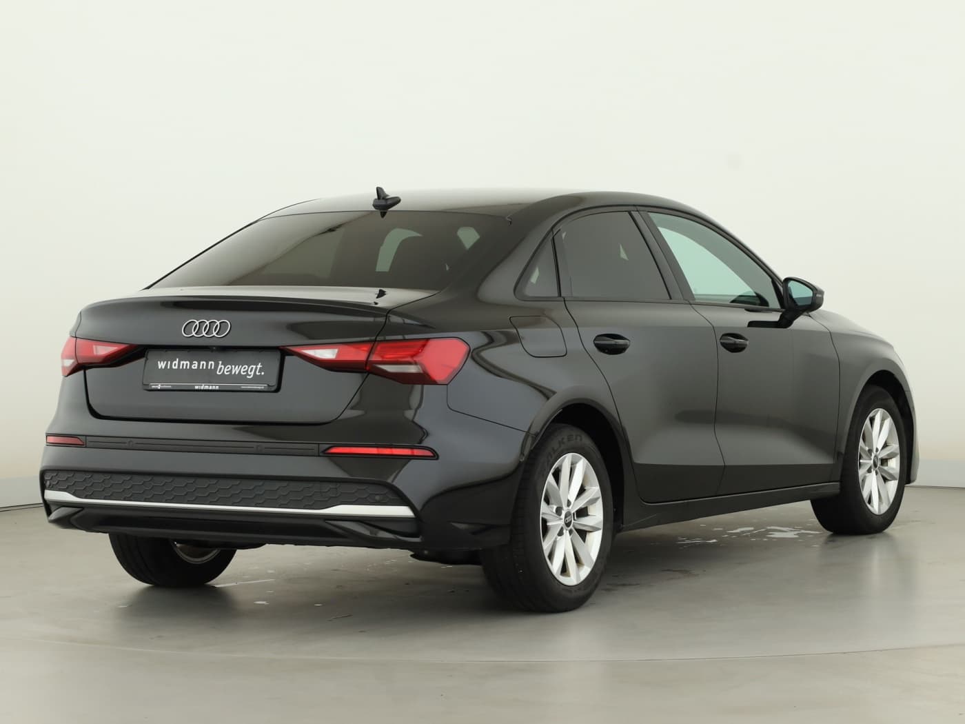 Audi A3 Lim 35 2.0 TDI Bild 2