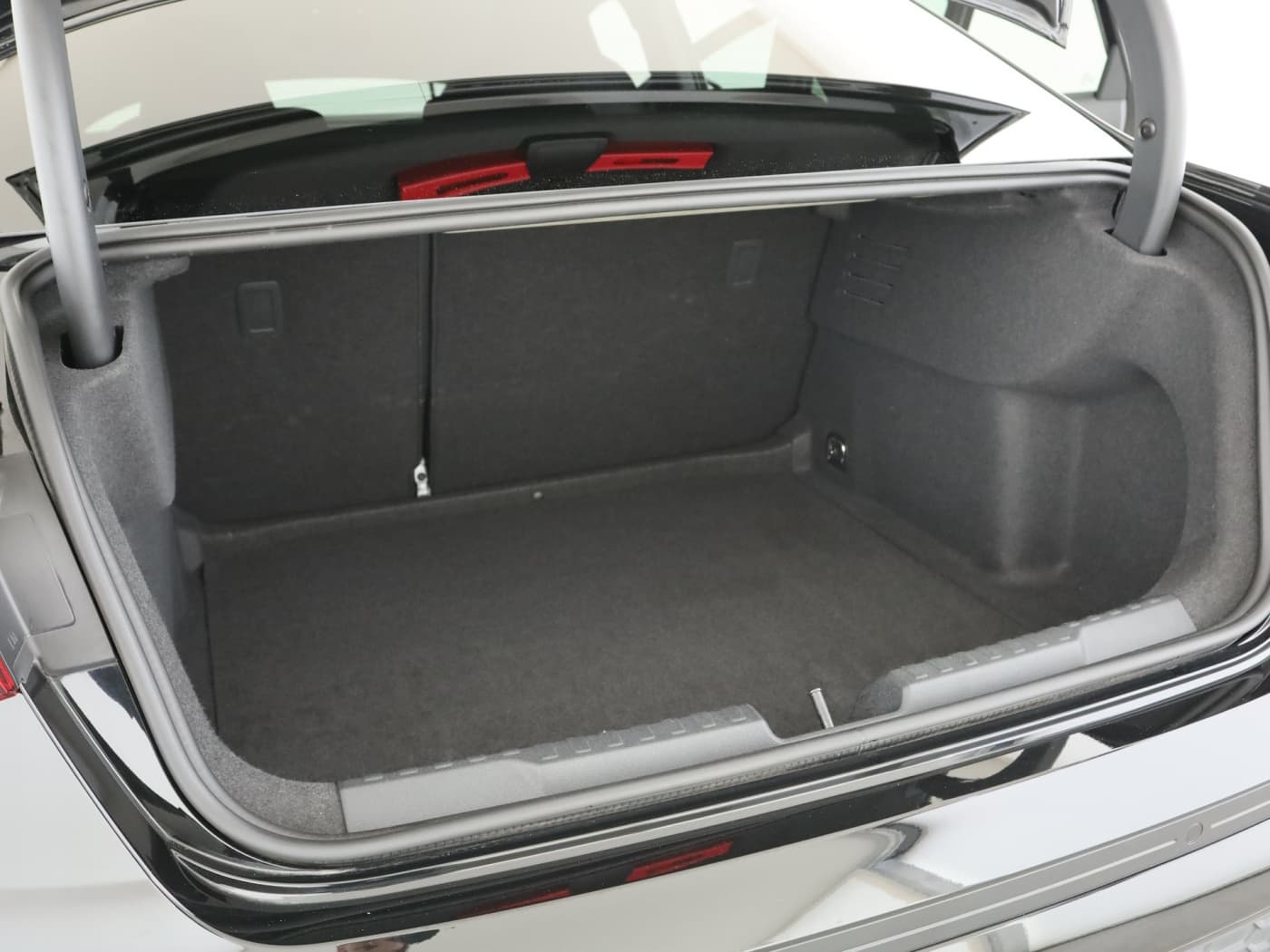 Audi A3 Lim 35 2.0 TDI Bild 22