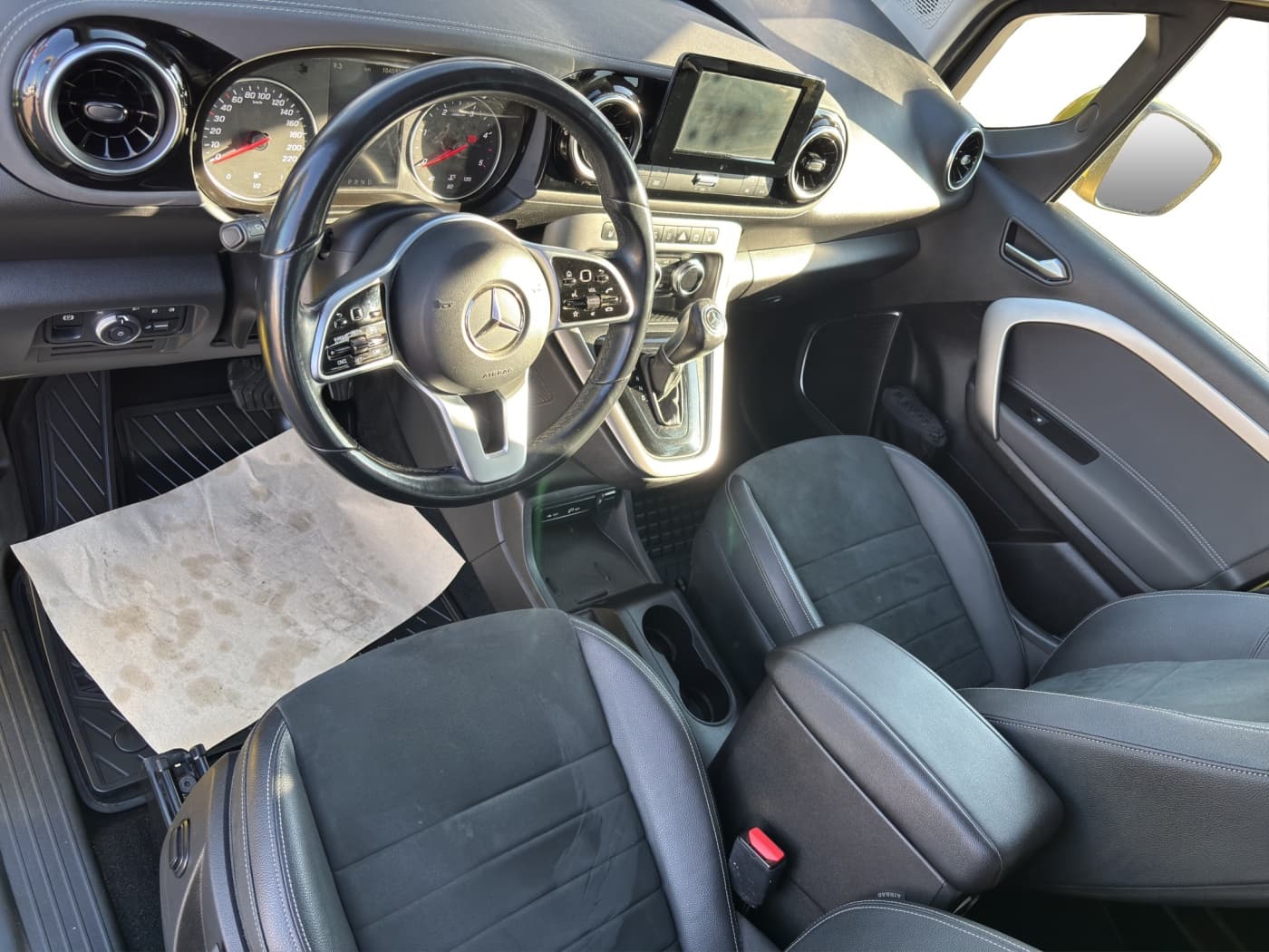 Mercedes-Benz T 180 d Bild 9