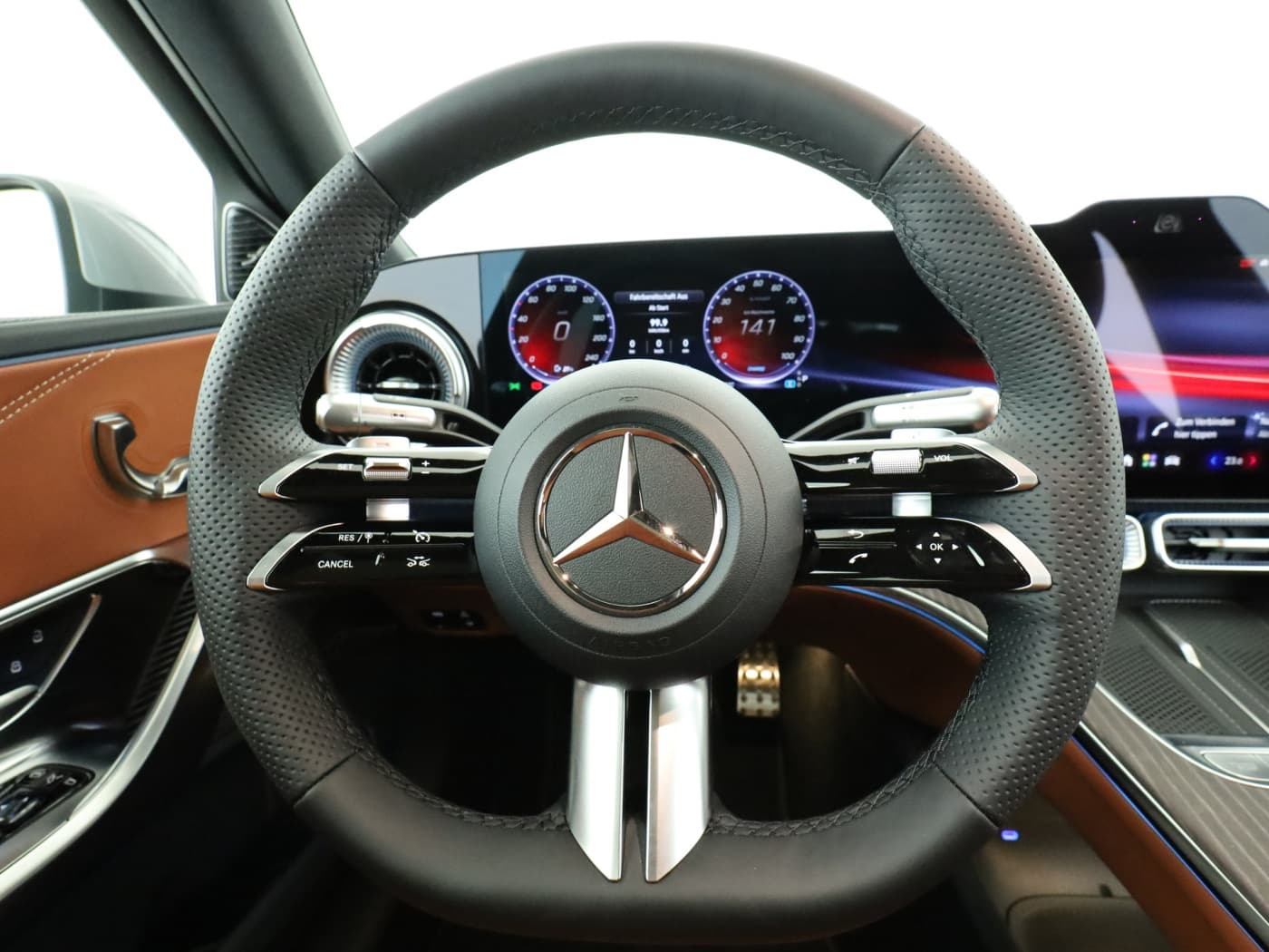 Mercedes-Benz C 400 4MATIC elektrisch Bild 11