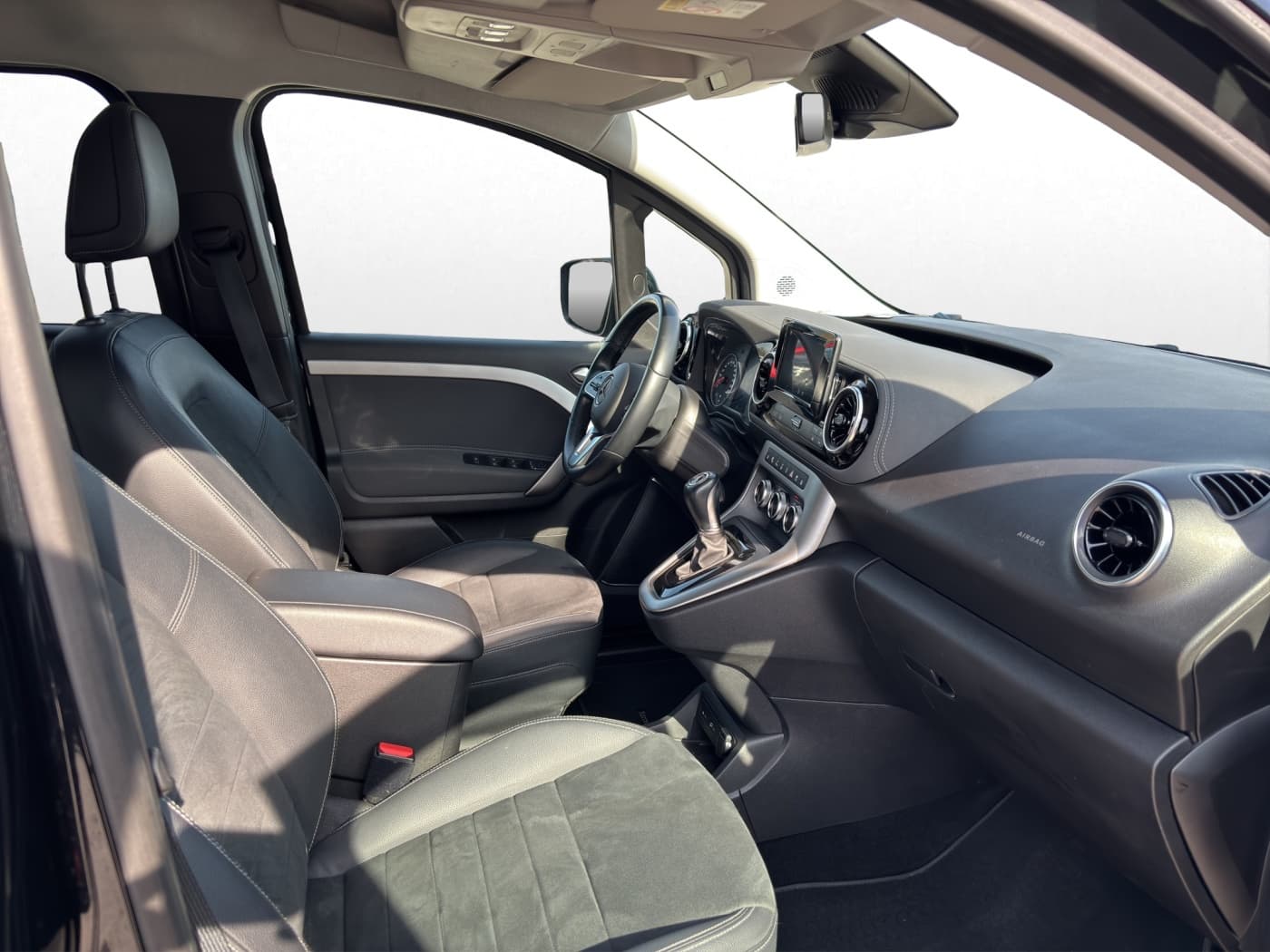 Mercedes-Benz T 180 d PROGRESSIVE Standard Bild 15