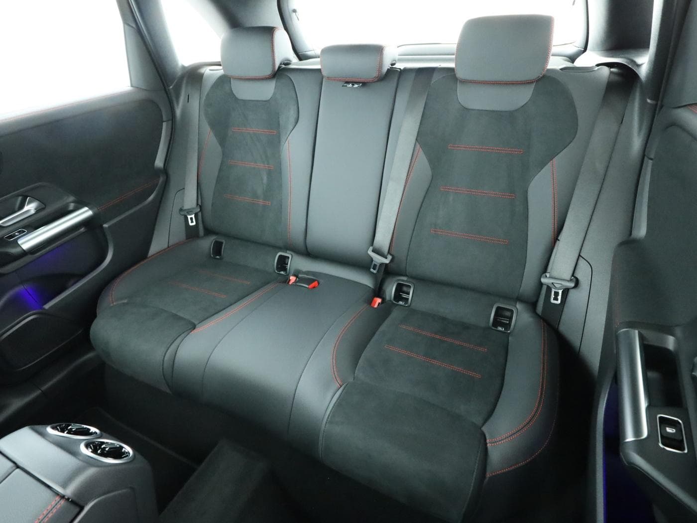 Mercedes-Benz B 220 d Bild 18