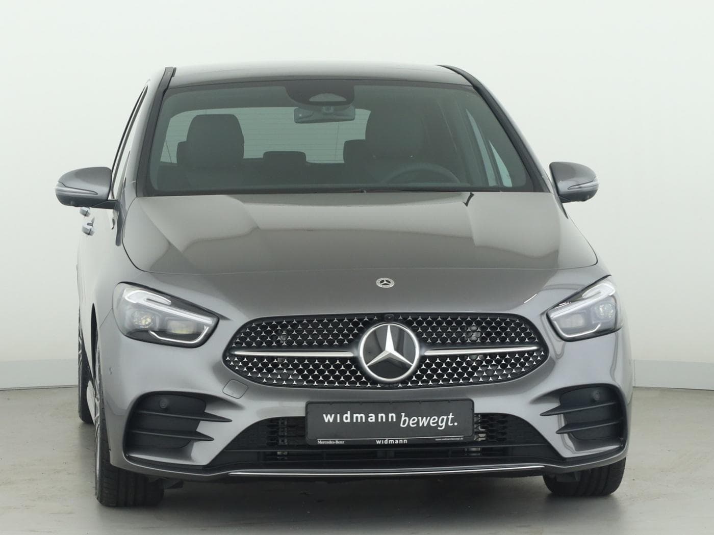 Mercedes-Benz B 220 d Bild 3