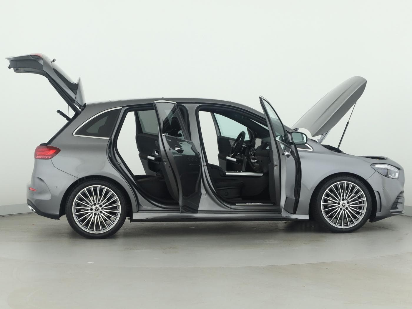 Mercedes-Benz B 220 d Bild 8