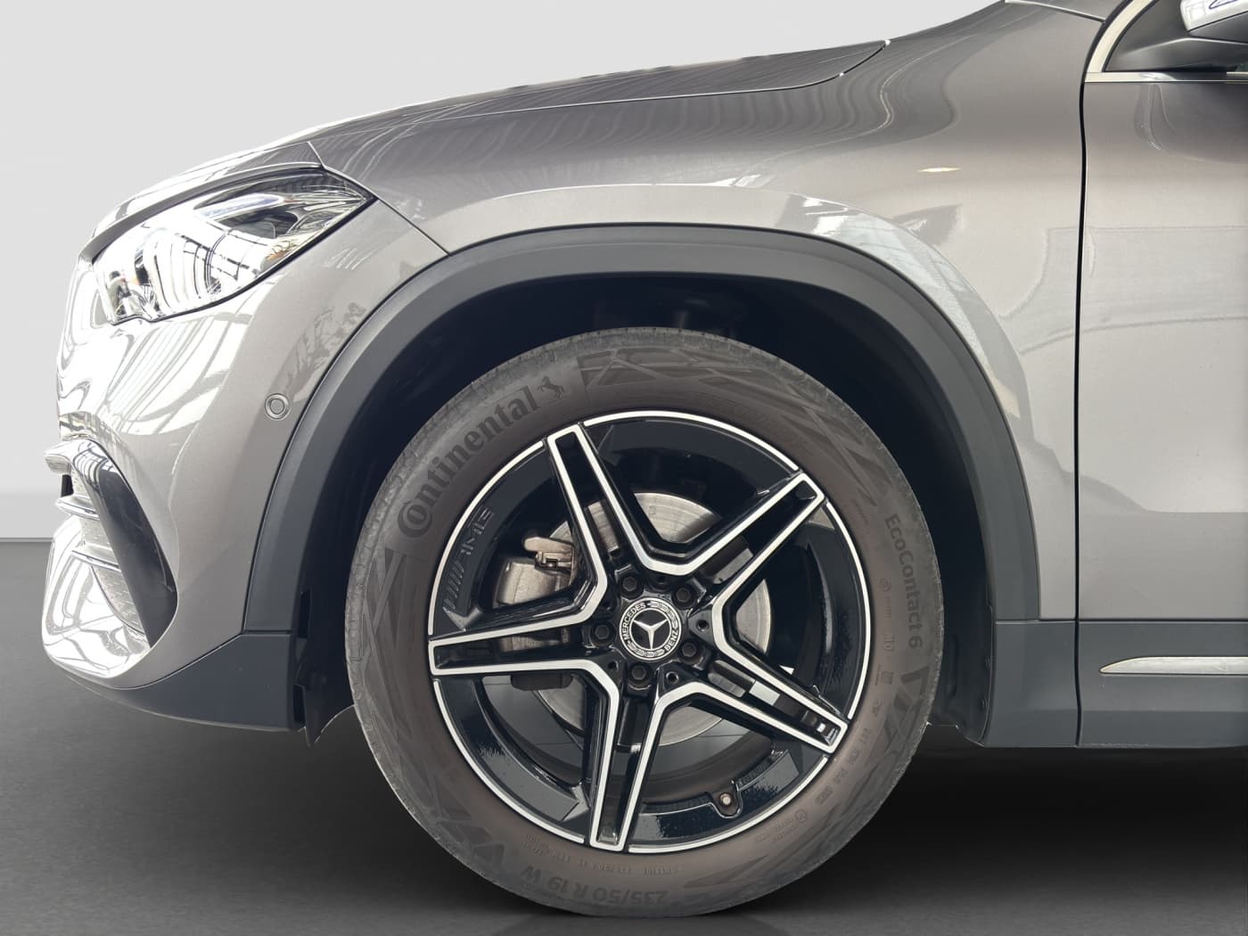 Mercedes-Benz GLA 200 d Bild 19
