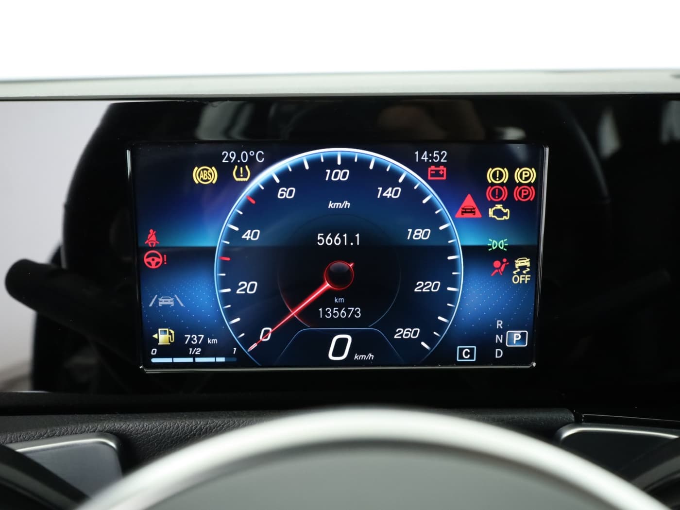 Mercedes-Benz GLB 220 d Bild 12