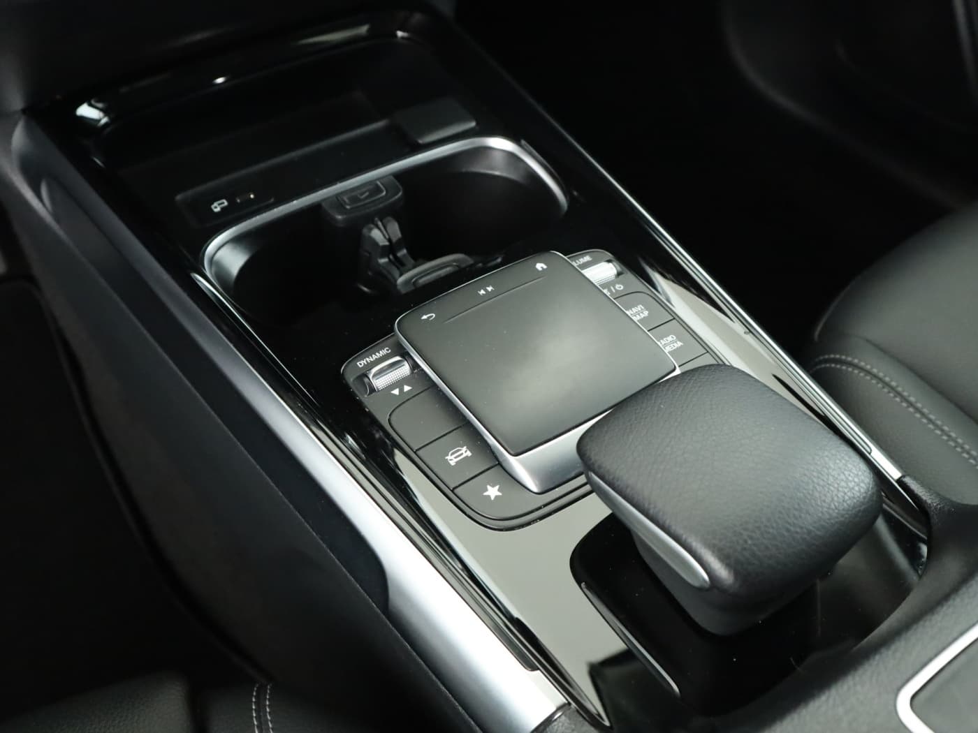 Mercedes-Benz GLB 220 d Bild 15
