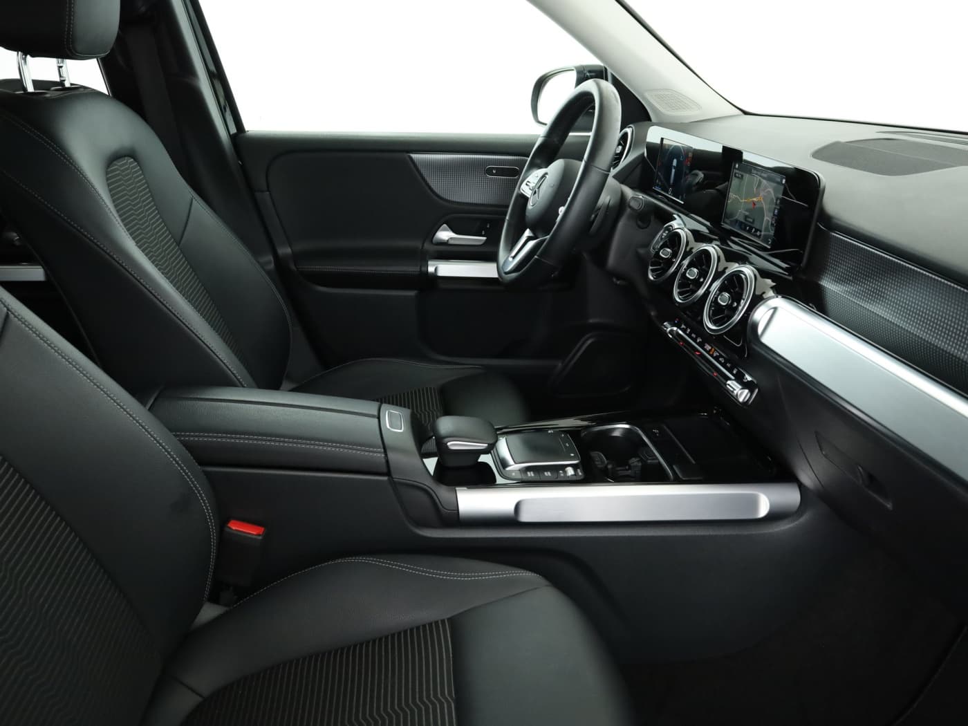 Mercedes-Benz GLB 220 d Bild 17