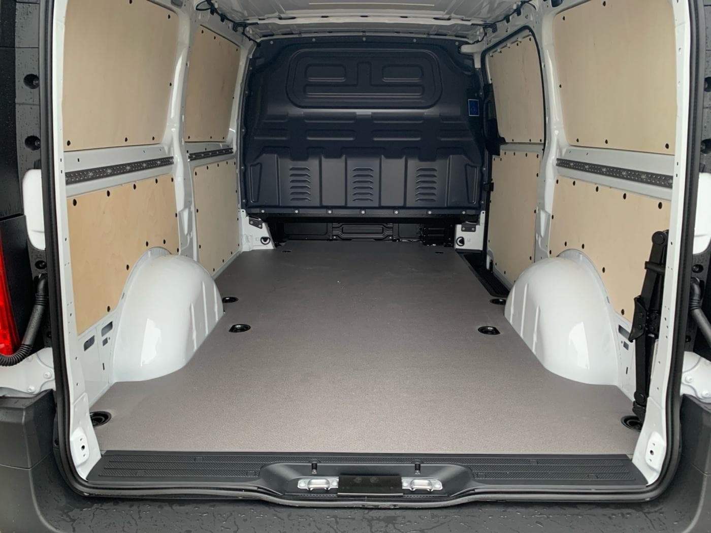 Mercedes-Benz eVito 112 Kastenwagen Bild 14