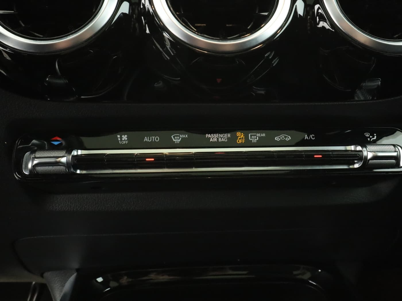 Mercedes-Benz GLA 200 Bild 14