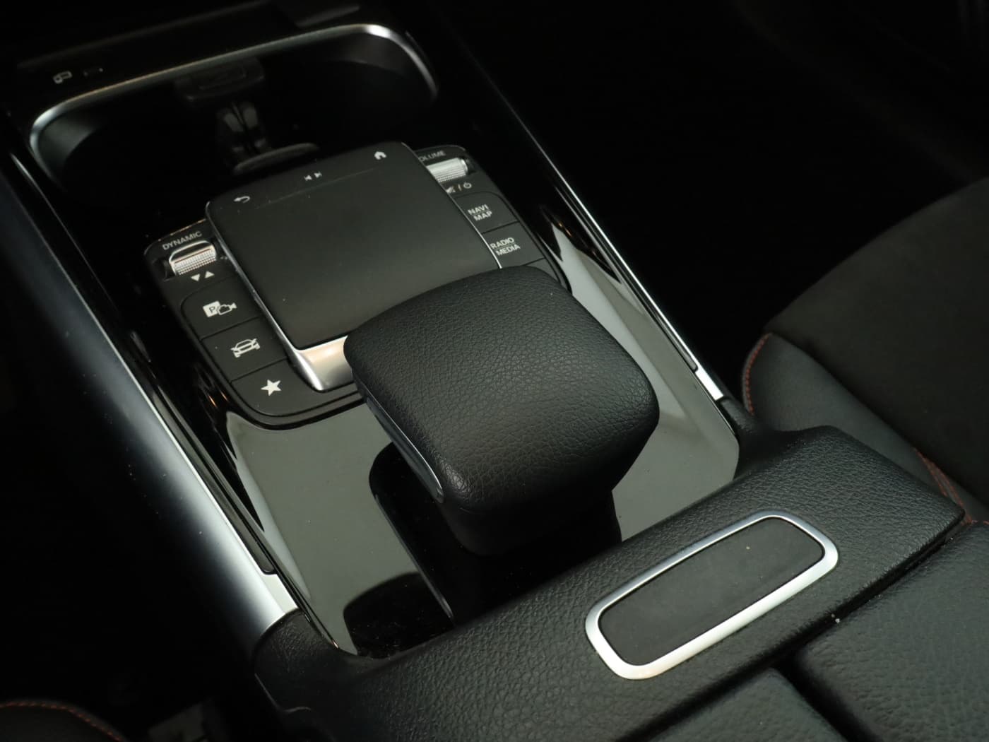 Mercedes-Benz GLA 200 Bild 15