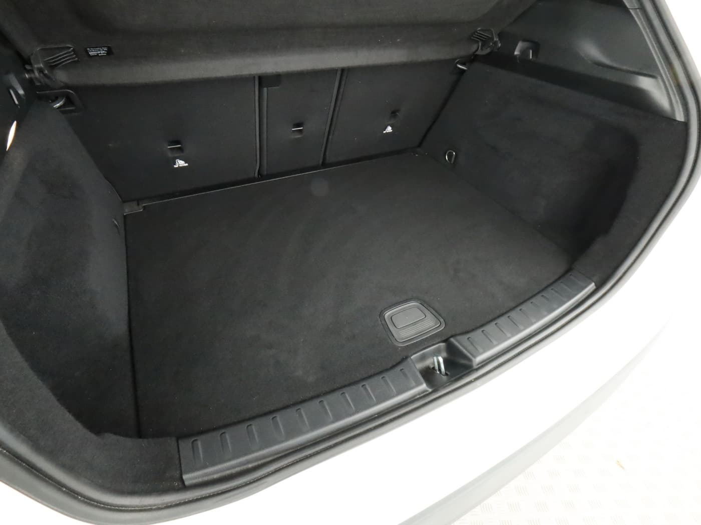 Mercedes-Benz GLA 200 Bild 22