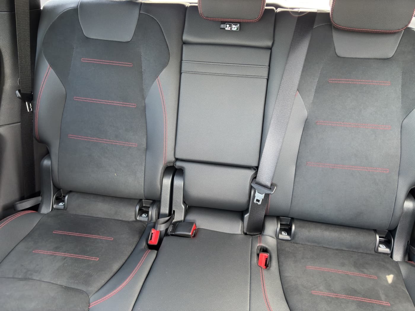 Mercedes-Benz EQB 300 4M Bild 16