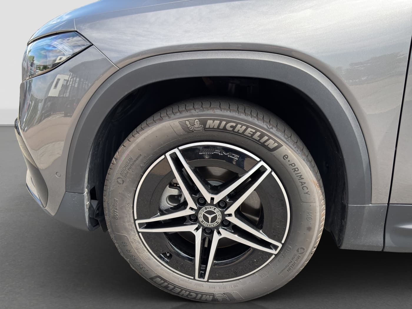 Mercedes-Benz EQB 300 4M Bild 19