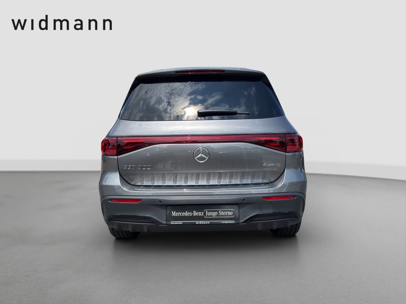 Mercedes-Benz EQB 300 4M Bild 4