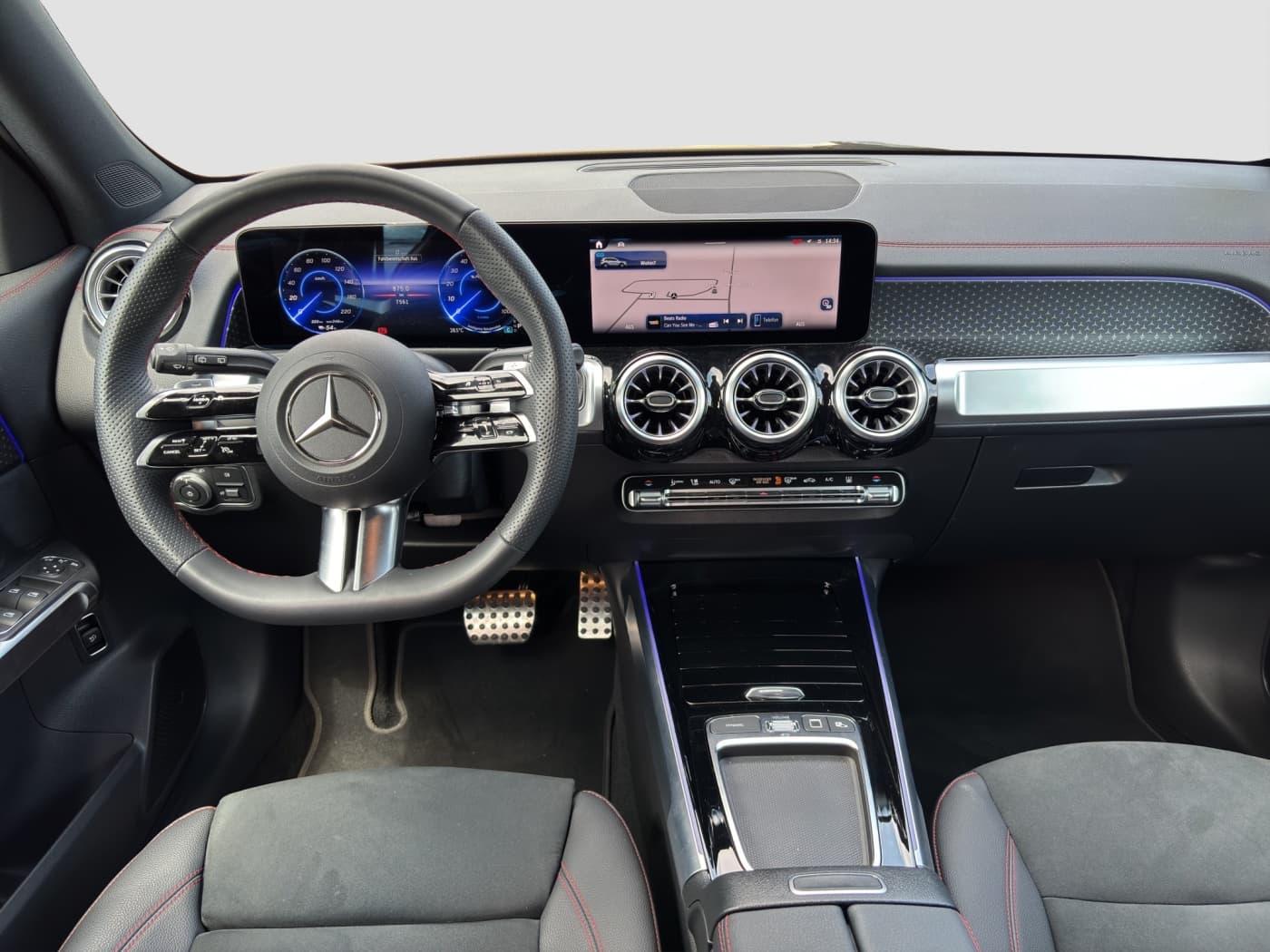 Mercedes-Benz EQB 300 4M Bild 9
