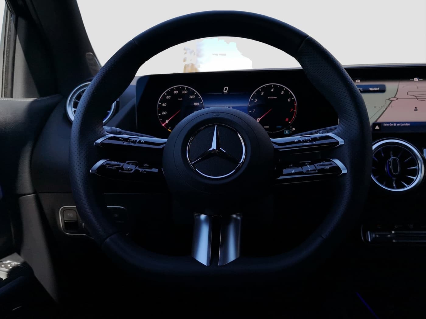 Mercedes-Benz GLA 200 Bild 10